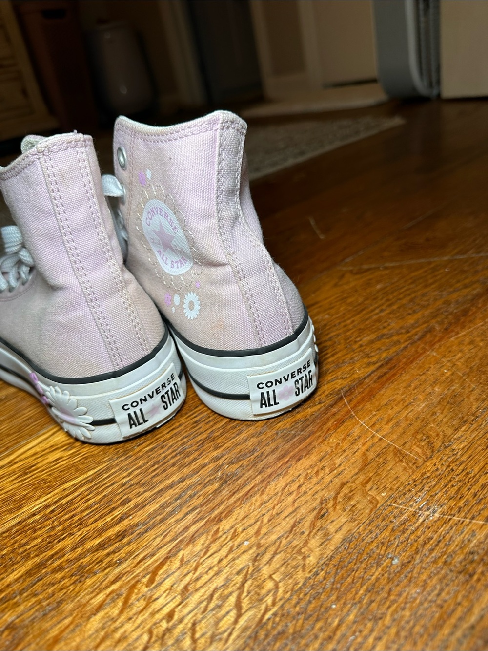 Converse Pink High-Top Canvas Kids Sneakers with Daisy Accents - Picture 2 of 3